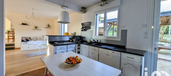 4 bedrooms House in Monnaie, France No. 153048 7