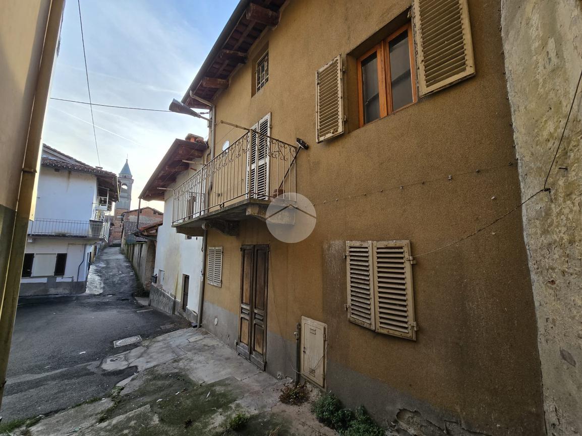 Casa de 2 habitaciónes en San Benigno Canavese, Italy No. 88524