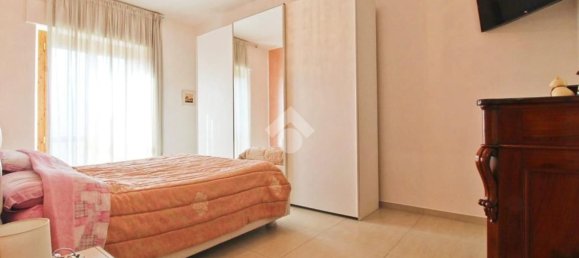 Apartamento de 3 divisões em Castel di Lama, Italy N.º 92380 9