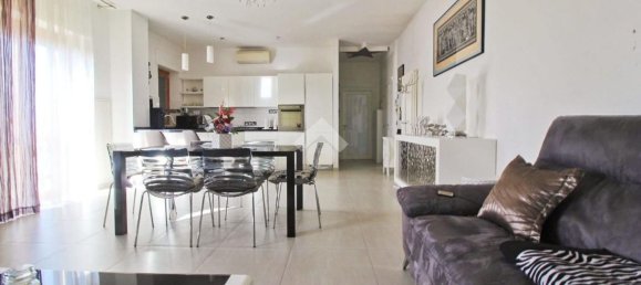 Apartamento de 3 divisões em Castel di Lama, Italy N.º 92380 2
