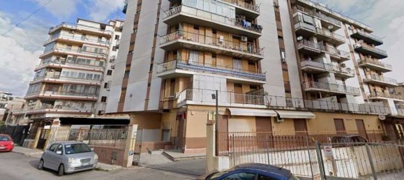 7 rooms Apartment in Palermo, Italy No. 43613 14