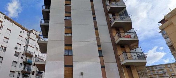 7 rooms Apartment in Palermo, Italy No. 43613 15