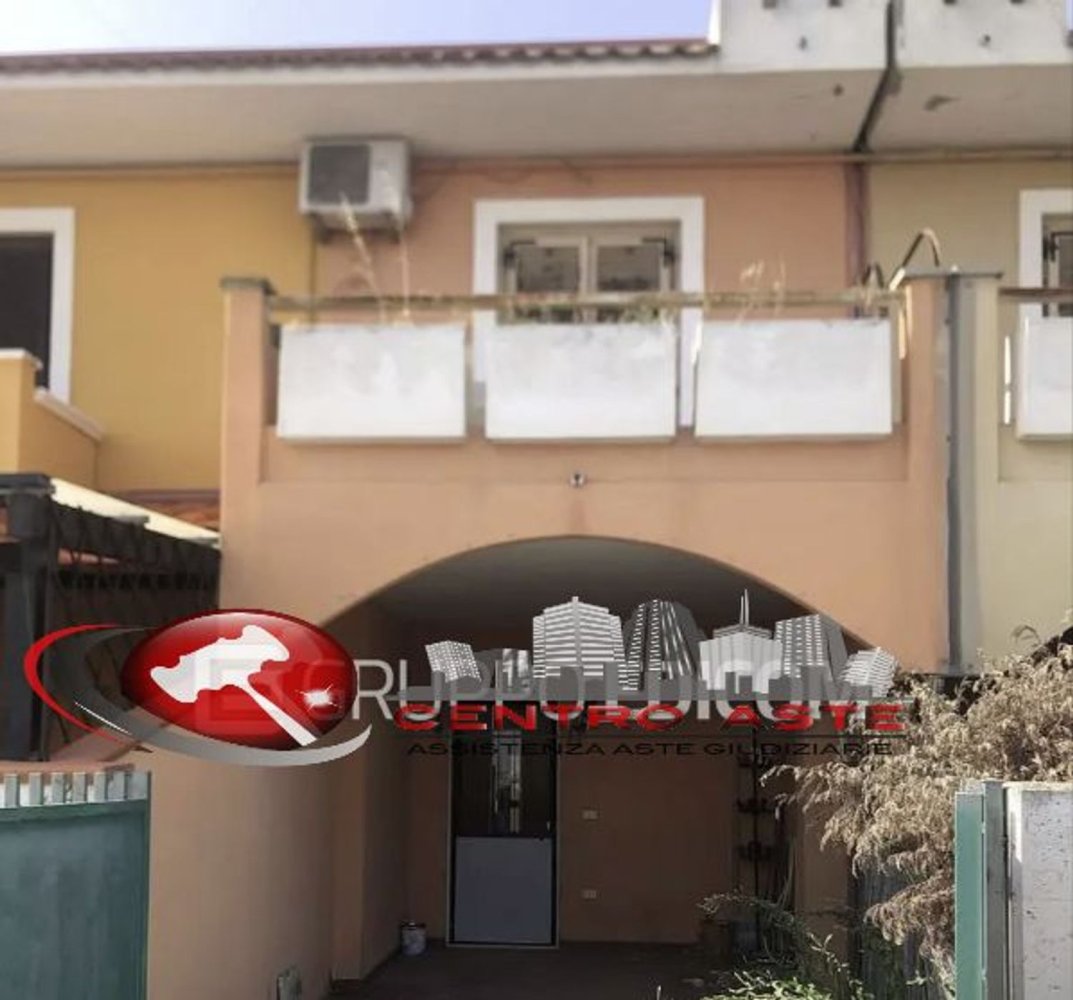 5غرفة منزل ذو طابقين في Margherita di Savoia, Italy رقم 218722