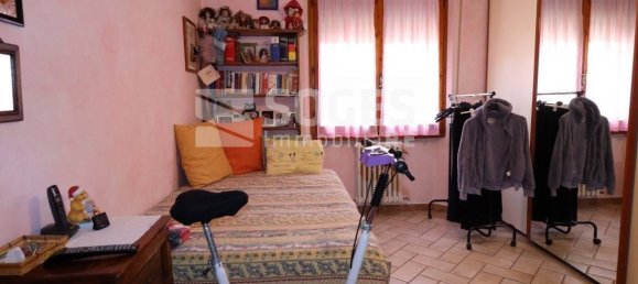 Квартира с 3 спальнями в Монтеварки, Италия № 215316 13