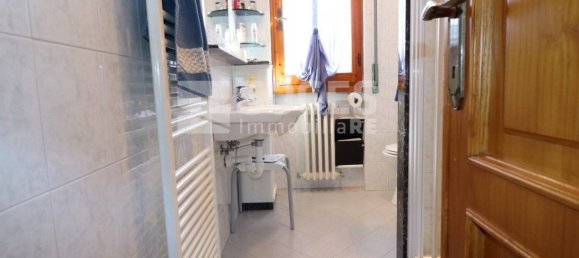 Квартира с 3 спальнями в Монтеварки, Италия № 215316 9