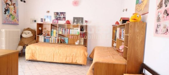 Квартира с 3 спальнями в Монтеварки, Италия № 215316 8