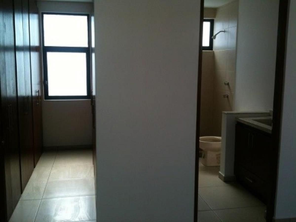 3 bedrooms House in Queretaro, Mexico No. 167879