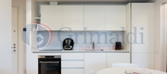 2 bedrooms Apartment in Milan, Italy No. 316369 6