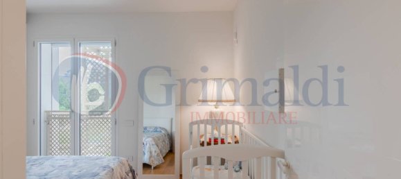 2 bedrooms Apartment in Milan, Italy No. 316369 12