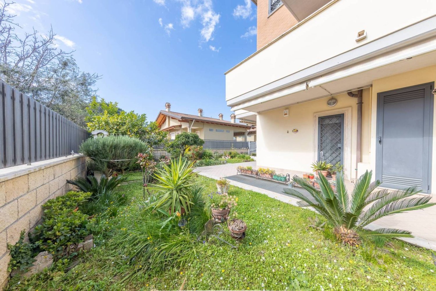 1 bedroom Apartment in Rome, Italy No. 174071