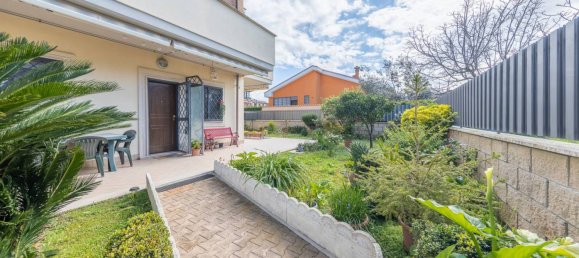 1 bedroom Apartment in Rome, Italy No. 174071 2