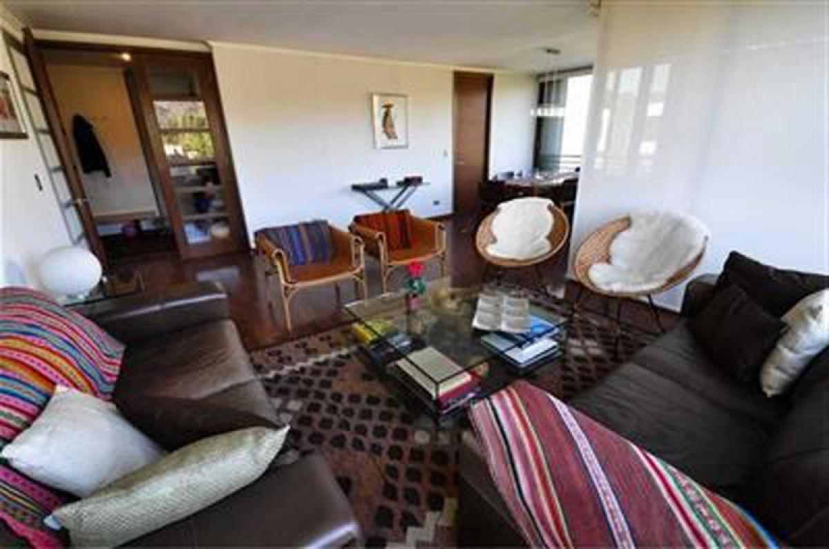 4 bedrooms Apartment in Santiago, Chile No. 3847