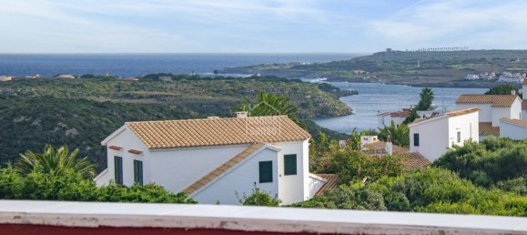 4 Schlafzimmer Villa in Mahon, Spain, Nr. 5018 10