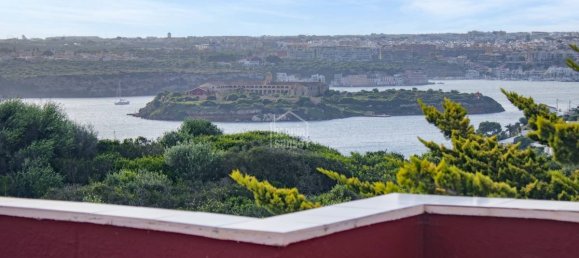 4 Schlafzimmer Villa in Mahon, Spain, Nr. 5018 9