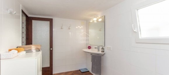 4 Schlafzimmer Villa in Mahon, Spain, Nr. 5018 3