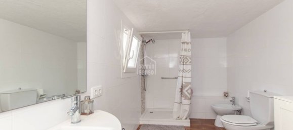 4 Schlafzimmer Villa in Mahon, Spain, Nr. 5018 8