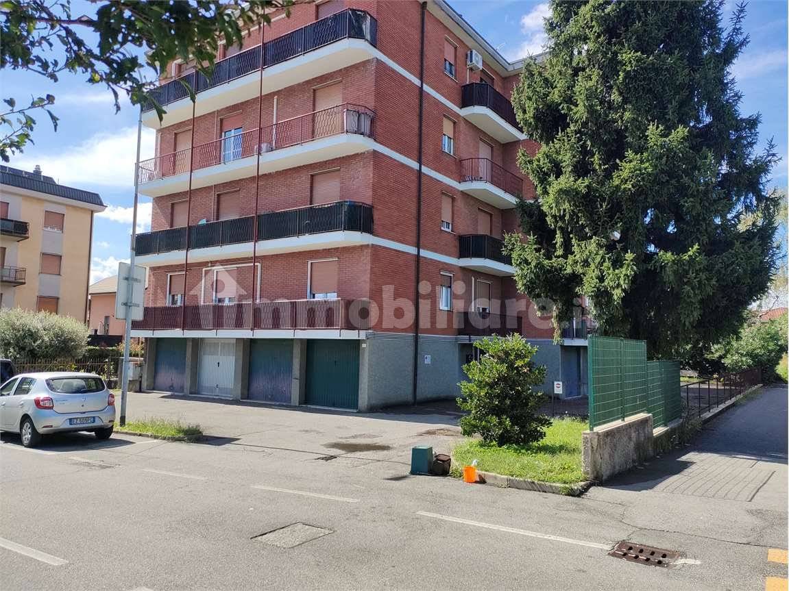 2 bedrooms Apartment in Verano Brianza, Italy No. 324828