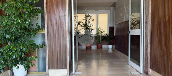 2 Schlafzimmer Wohnung in Rome, Italy, Nr. 381005 2