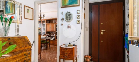 2 Schlafzimmer Wohnung in Rome, Italy, Nr. 381005 4