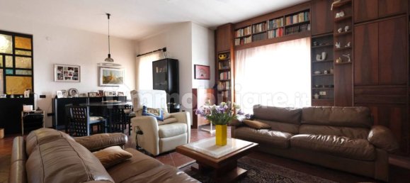 Вилла с 5 спальнями в Терни, Италия № 102038 2