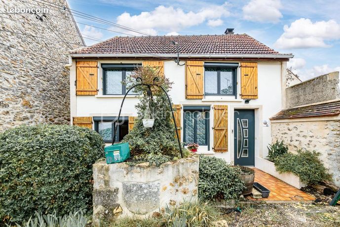 2 bedrooms House in Coubert, France No. 283525