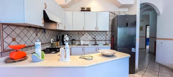 4 Schlafzimmer Wohnung in Formia, Italy, Nr. 266345 4