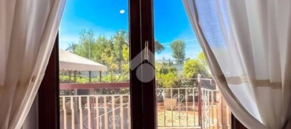 4 Schlafzimmer Wohnung in Formia, Italy, Nr. 266345 2