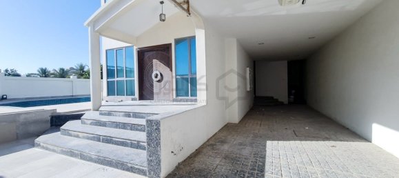 4 bedrooms Villa in Amwaj Islands, Bahrain No. 604 2