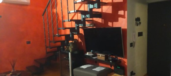 Apartamento de 3 habitaciónes en Florence, Italy No. 32983 55