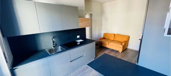 2 rooms Apartment in Borgomanero, Italy No. 12311 5