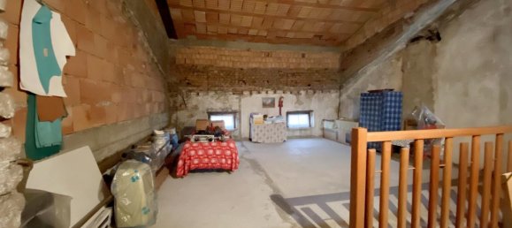 Дом с 4 комнатами в Бельфьоре, Италия № 237788 14