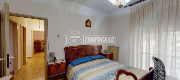 4-salle Appartement à Cinisello Balsamo, Italy No. 10536 13