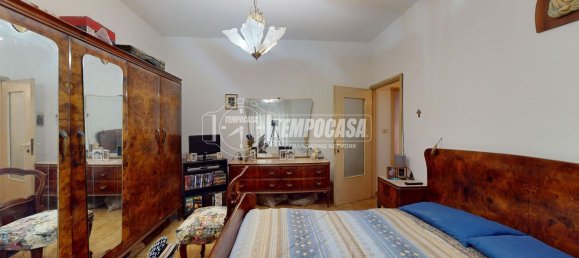 4-salle Appartement à Cinisello Balsamo, Italy No. 10536 14