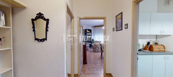 4-salle Appartement à Cinisello Balsamo, Italy No. 10536 20