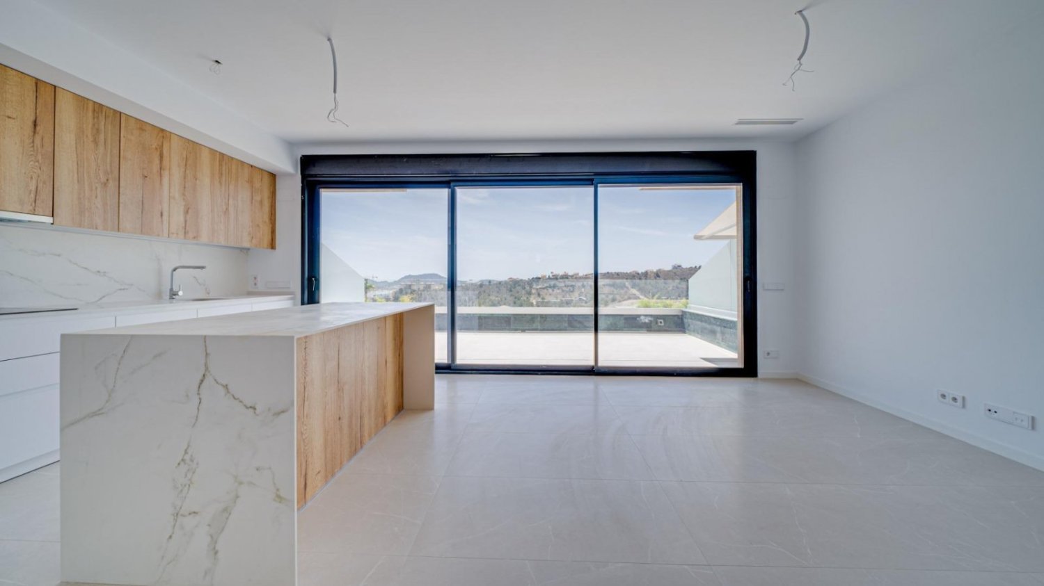 Квартира с 2 спальнями в Финестрат, Испания № 283469