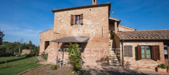 27 rooms House in Montalcino, Italy No. 305456 9