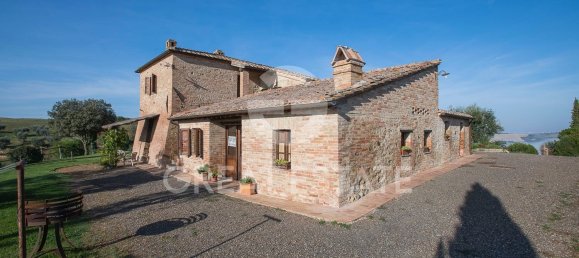 27 rooms House in Montalcino, Italy No. 305456 7
