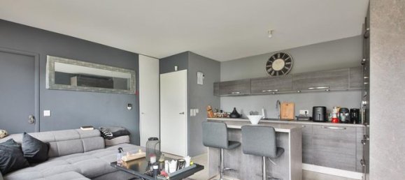 1 chambre Appartement à Bobigny, France No. 357082 3