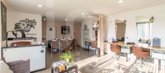 Коммерческая недвижимость 47м² в Шири-Урскам, Франция № 240563 2