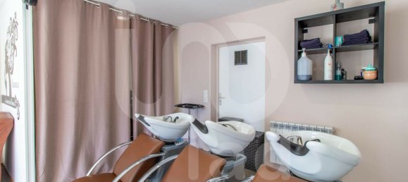 Коммерческая недвижимость 47м² в Шири-Урскам, Франция № 240563 10