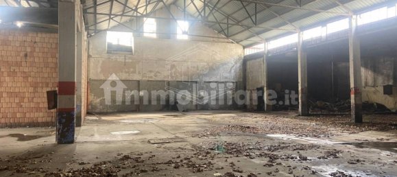 1-salle Propriété commerciale à Ivrea, Italy No. 259803 7