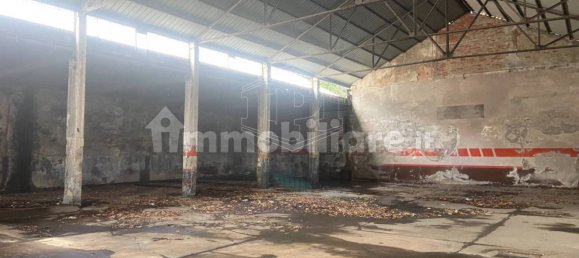 1-salle Propriété commerciale à Ivrea, Italy No. 259803 12