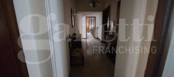3 bedrooms Apartment in Catanzaro, Italy No. 285982 12