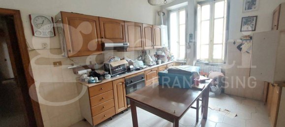3 bedrooms Apartment in Catanzaro, Italy No. 285982 3