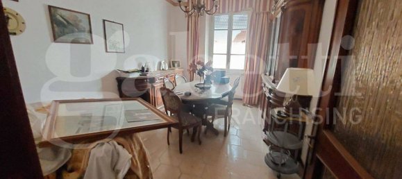 3 bedrooms Apartment in Catanzaro, Italy No. 285982 4