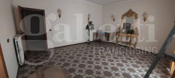 3 bedrooms Apartment in Catanzaro, Italy No. 285982 7