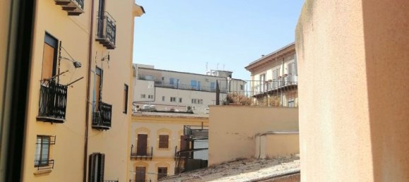 2 bedrooms Apartment in Caltanissetta, Italy No. 370816 12