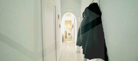 2 bedrooms Apartment in Naples, Italy No. 18925 10