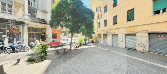 2 bedrooms Apartment in Naples, Italy No. 18925 19