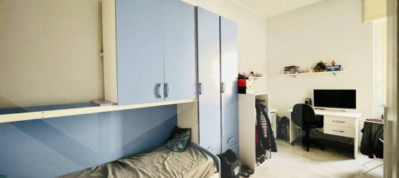 2 bedrooms Apartment in Naples, Italy No. 18925 7